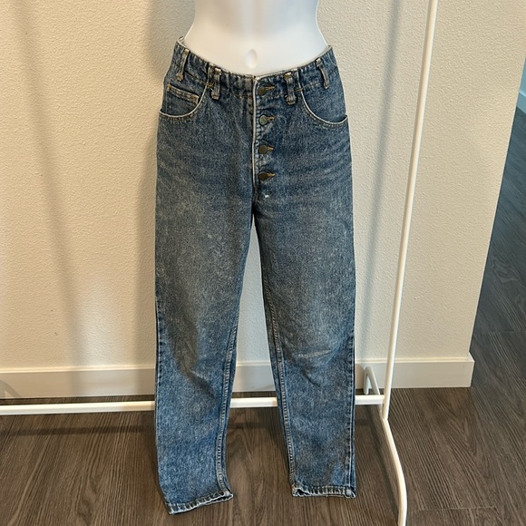 🔻Guess ? Vintage Jeans - Picture 4 of 16